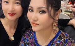 美女裸身无内衣图片全部露出